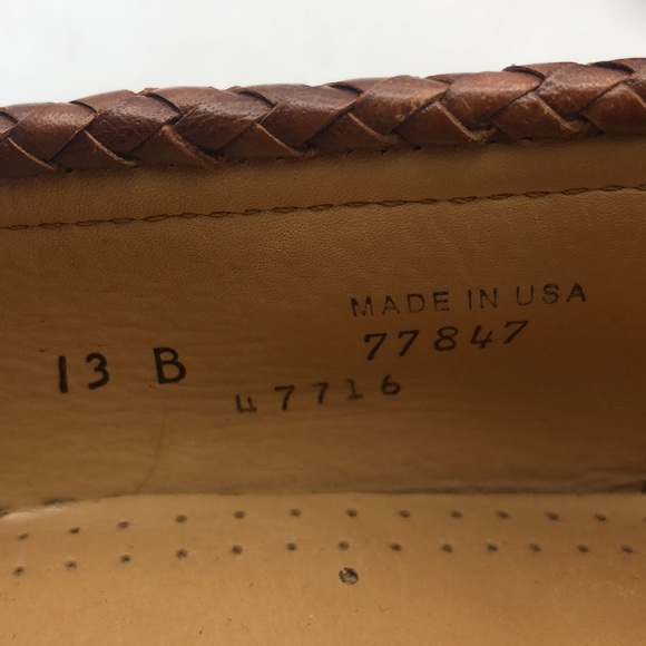 Allen Edmonds Maxfield tassel brown leather loafers. Size 13. - Picture 6 of 7